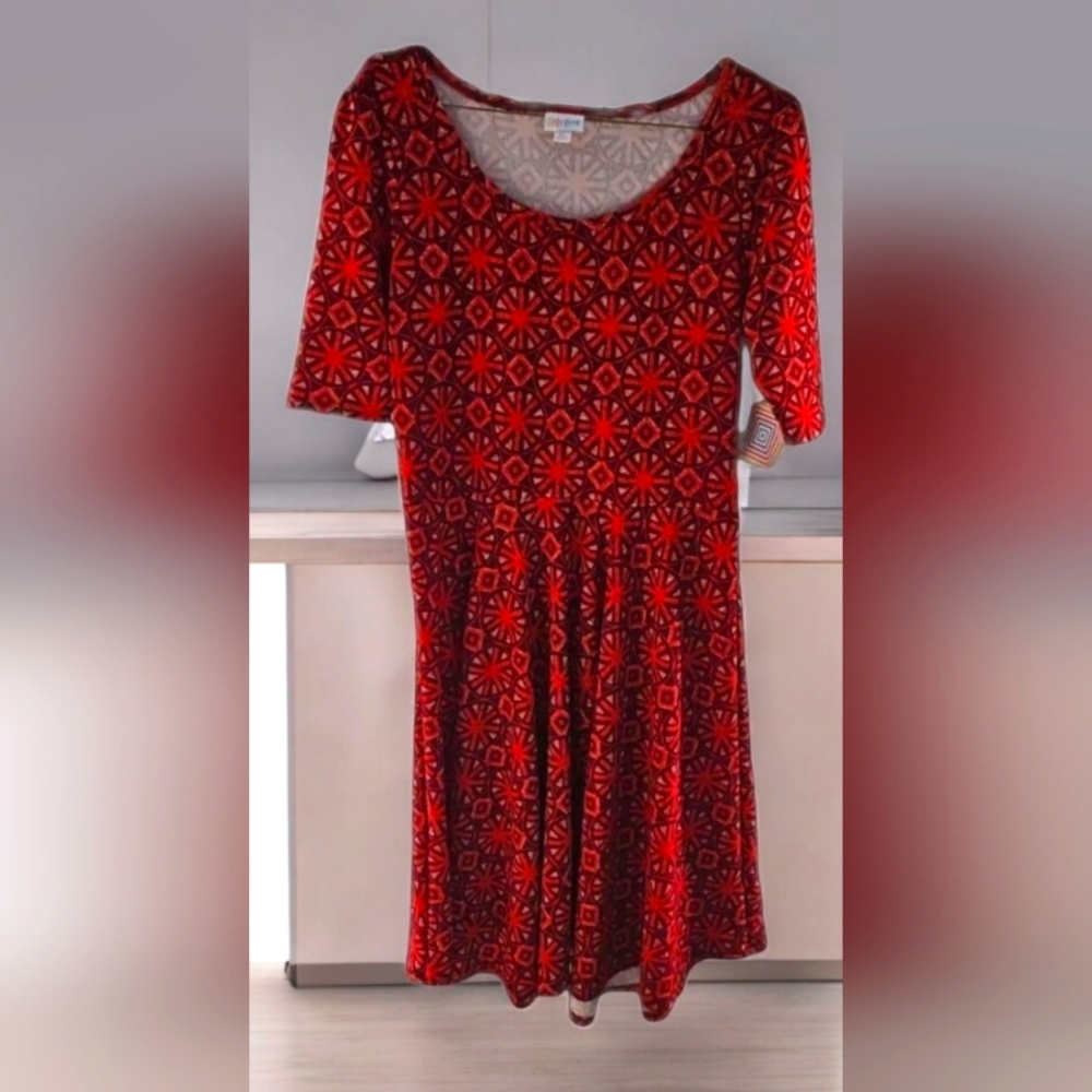 LulaRoe Nicole Dress Orange Red Burgundy Wheel print fit flair sz L - Picture 2 of 5